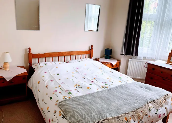 Spacious West London Apartment